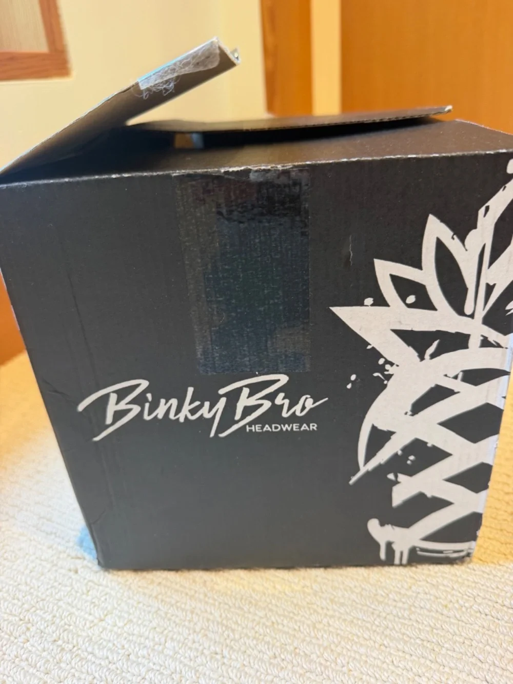 NIB Binky Bro SnapBack 4-12mo